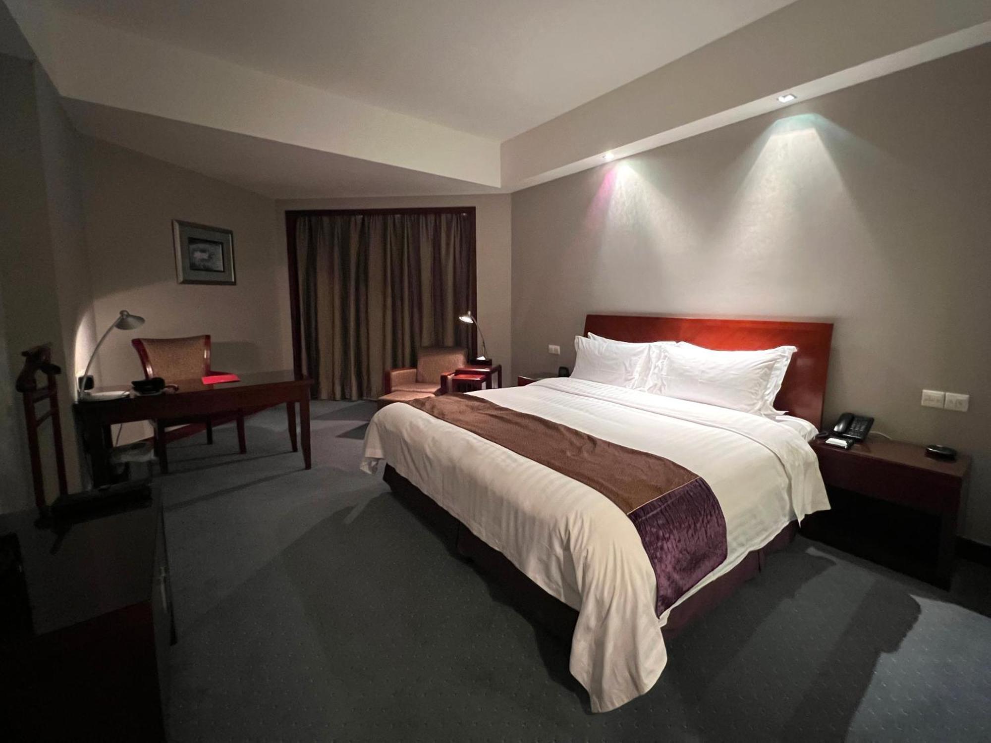 Baolong Hotel Shanghai Bagian luar foto