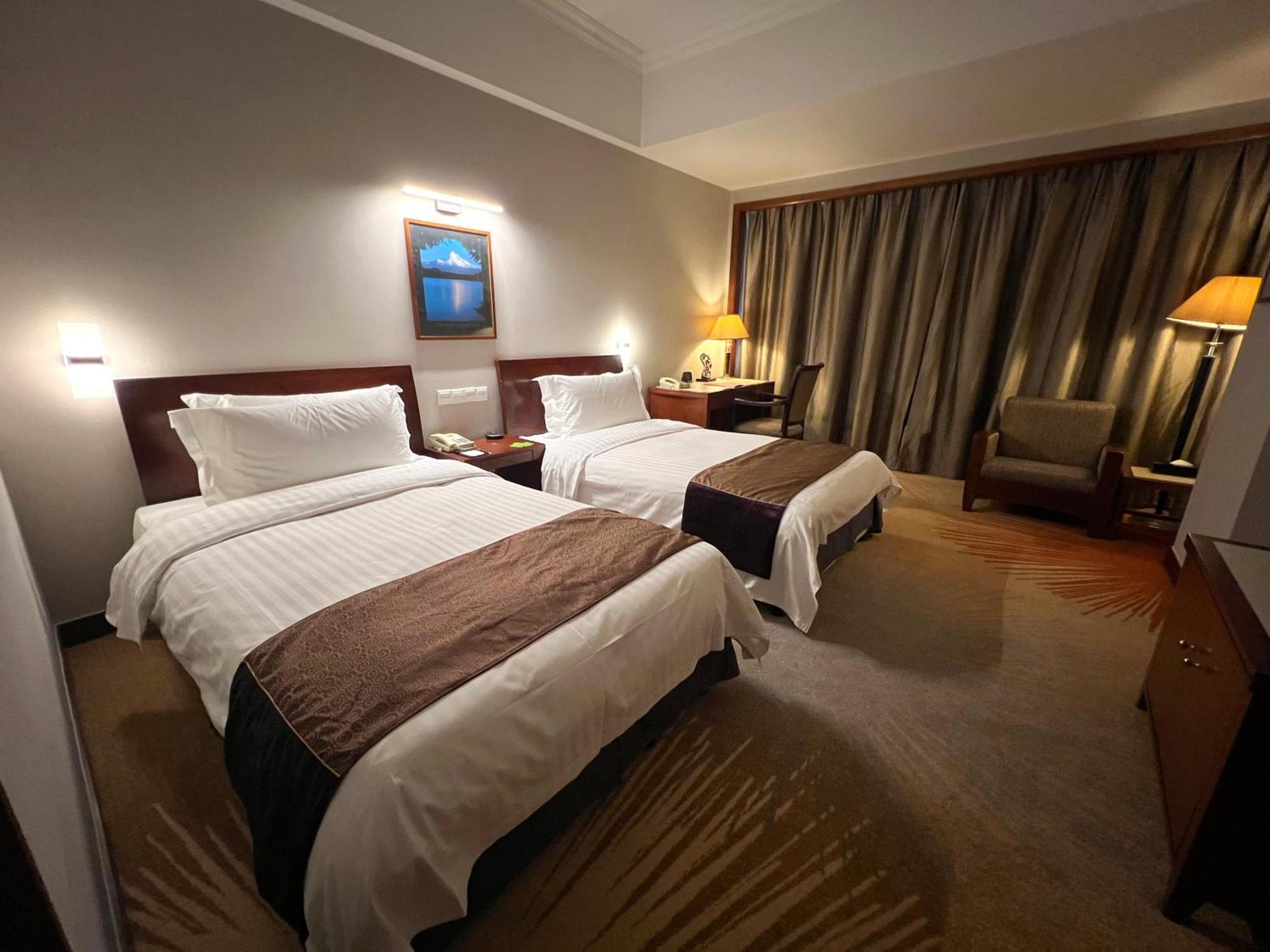 Baolong Hotel Shanghai Bagian luar foto