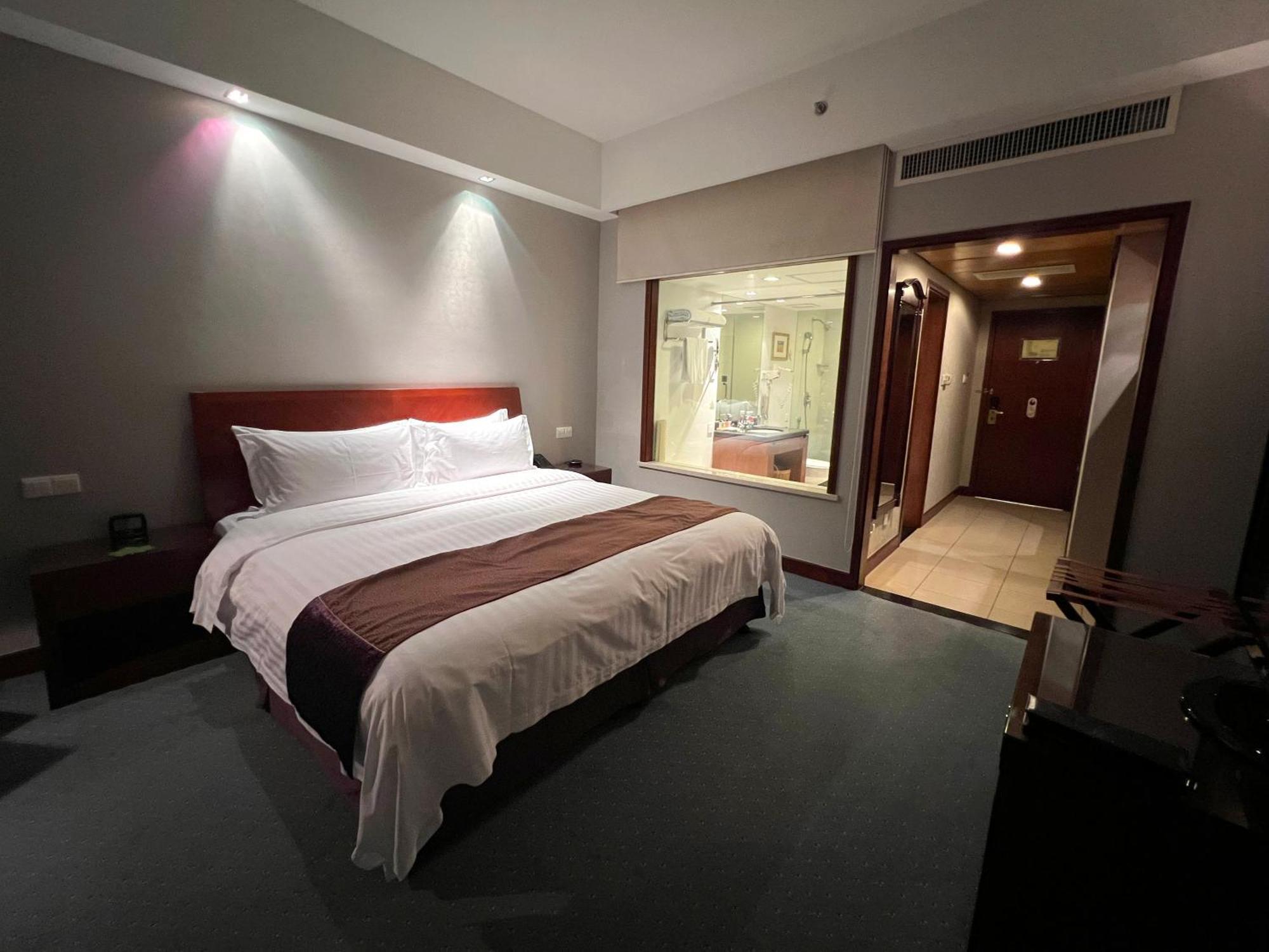 Baolong Hotel Shanghai Bagian luar foto