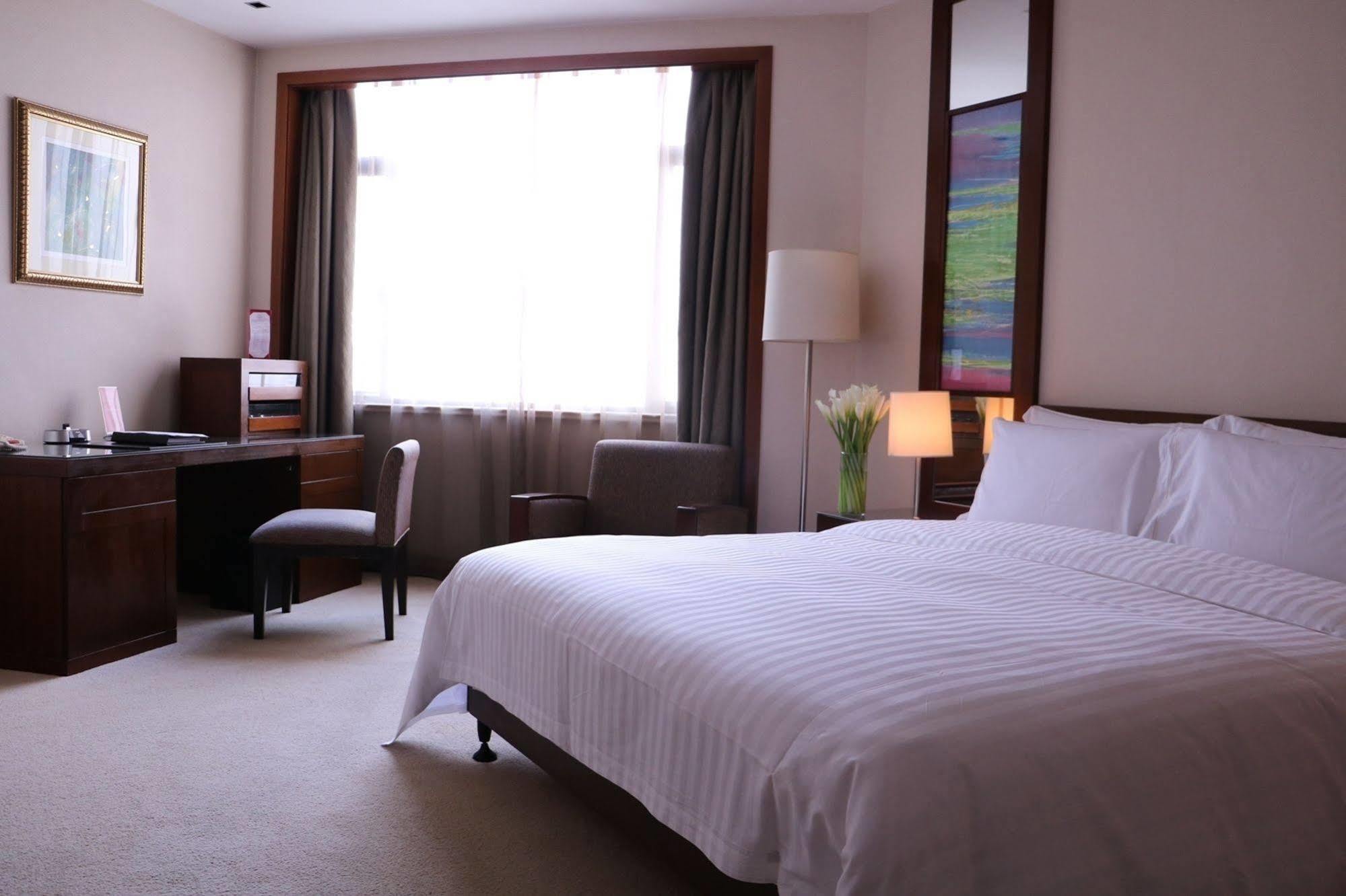 Baolong Hotel Shanghai Bagian luar foto